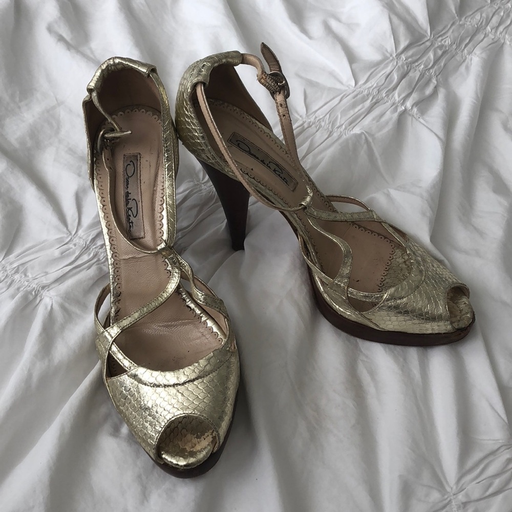 Oscar de la renta gold heels 38.5 / US 8.5
